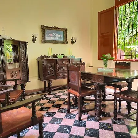 Hostal La Isabela Room 1