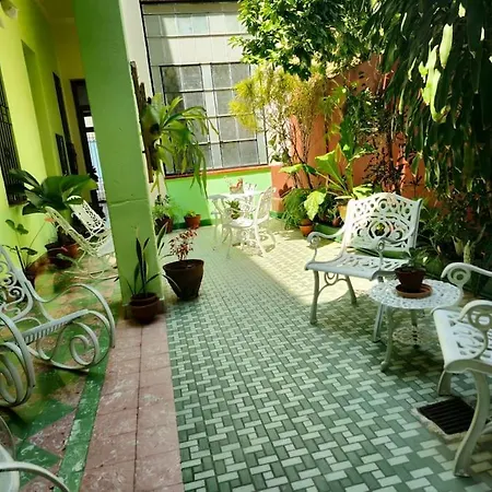 Hostal La Isabela Room 1 Апартаменты